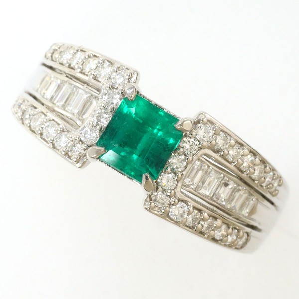 PT900 プラチナ リング 19号 エメラルド 0.66 ダイヤ 0.58 カード鑑別書 中古