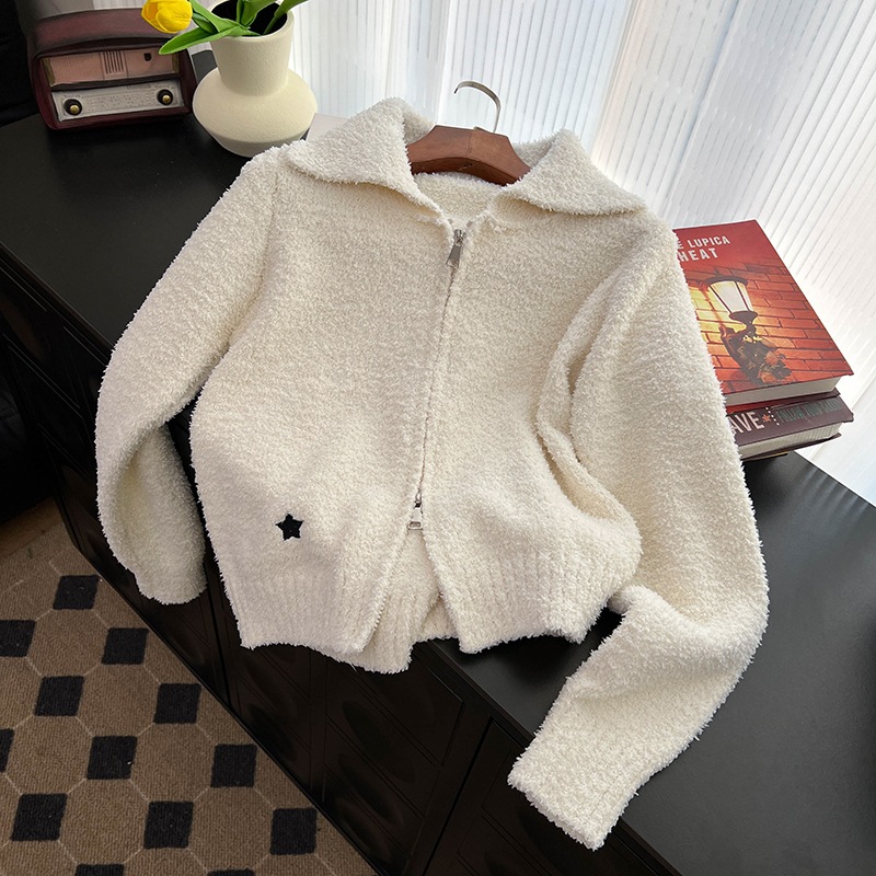 トップス アウター カーディガン ジャケット 上着 ショート丈 長袖 ニットカーディガン 襟付き ファスナー 前開き 伸縮性 ニット かわいい カジュアル おしゃれ 存在感 無地 春 秋 冬