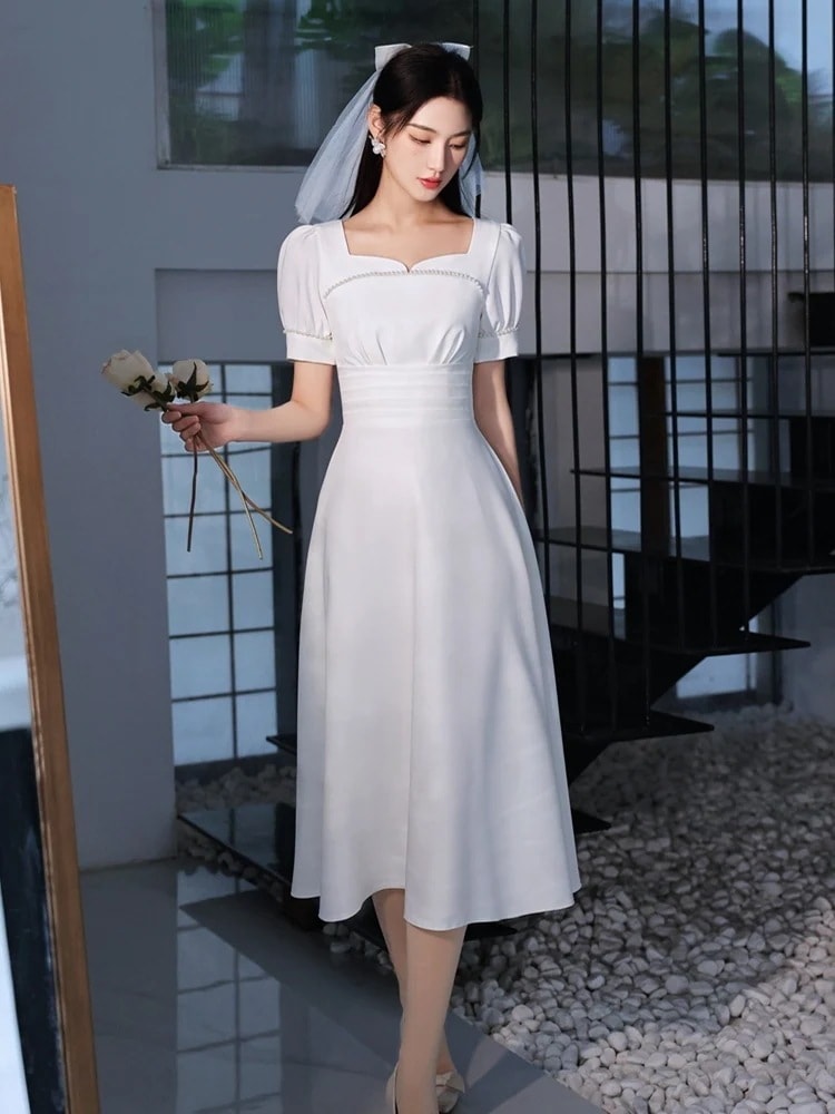 優しい気持ちは通常イブニングドレスを着ることができ小さな人はを取得することができ白いスカート花嫁のための毎日の軽いウェディングドレス