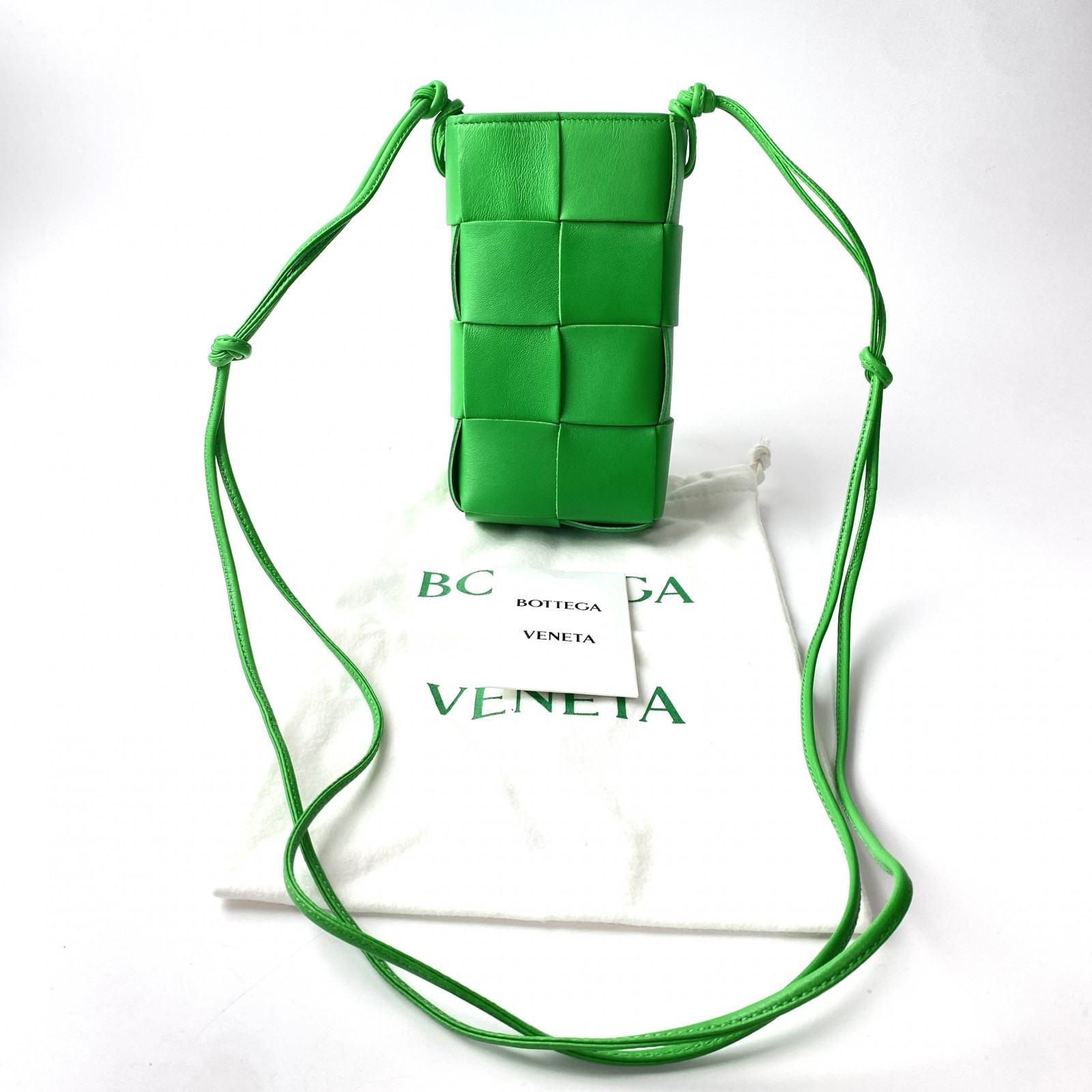 定価22万 ボッテガヴェネタ  レディース カセット ミニ クロスボディ ショルダーバッグ