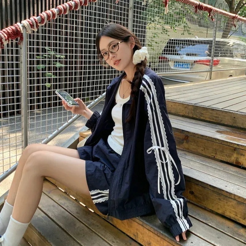 2024秋上下2点セットトップスお出かけ羽織りショート丈フルラウンドヘムミニ丈ボトムスサイズストレート冬ゆったりレディースハーフスタイルアップシルエットワイドお出かけ