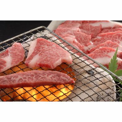 （グルメギフト）三重 霜ふり本舗 松阪牛 網焼/焼肉用 1kg（モモバラ）