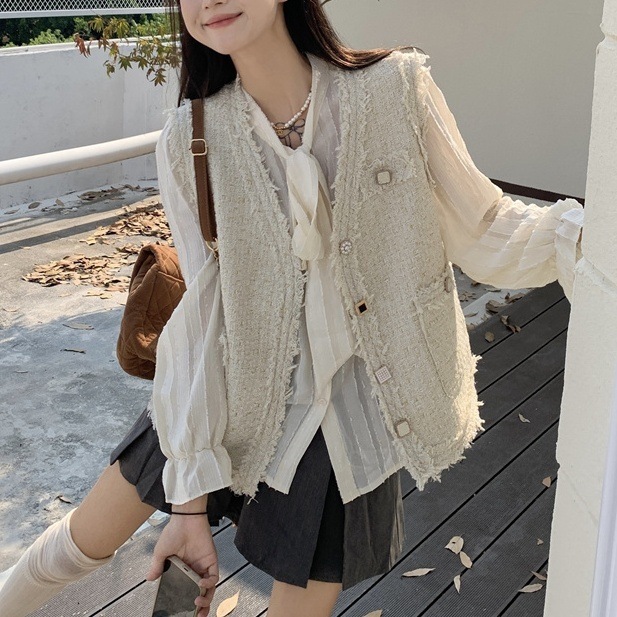 トップス レディース ツイードジレ 韓国 フリーサイズ アプリコット ブラック カラバリ ノースリーブ ツイードベスト 前開き フリンジ ボタン装飾 ユニーク アンティーク調 羽織り 上品 おしゃれ