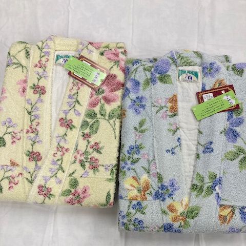 日本製 オボロマイヤー＆裏地ガーゼ タオルかいまき夜着 フラワー さらっとさわやか しっとりあったか オールシーズン タオル地夜着 10,032円