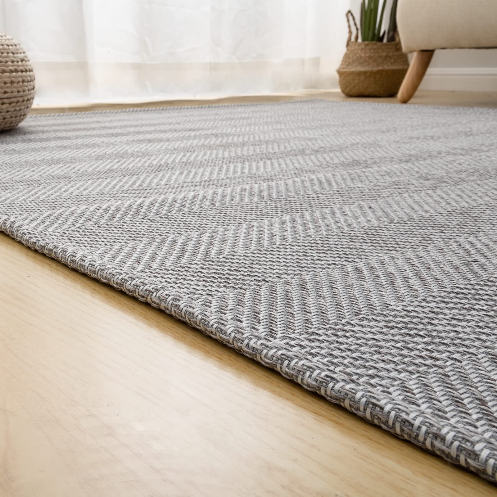 OIGAE ラグ カーペット 春 夏 130x190cm 1.5畳 ラグマット ヘリンボン柄 北欧 じゅうたん 無地調 幾何学模様 床保護 防音 リビング 滑り止め オールシーズン適用 安心素材 グレ