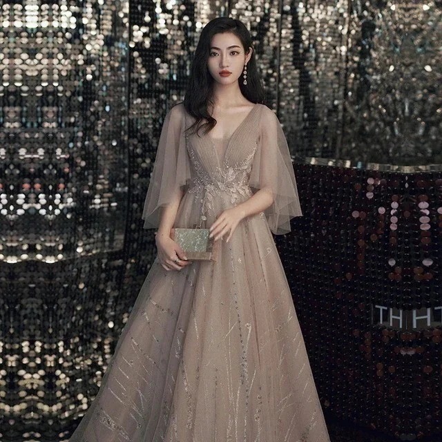 春春冬新款ドレス ニューデザイン 気質 高級感 花嫁ロングドレス結婚式ワンピース発表会 ドレスドレス ウェディングドレス成人式 ドレス同窓会 ドレス演奏会 ドレス発表会 ドレス卒業式お呼ばれド