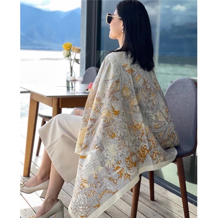 2025年春夏ベルベット大判スカーフ夏のエアコン部屋シルクウール保温ショールマフラー