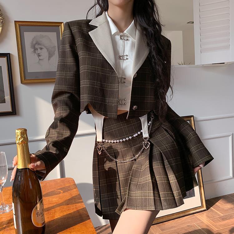 【送料無料】年秋韓版気質ショートスーツジャケットシャツハイウエストプリーツスカートスリーピースレディーススーツ