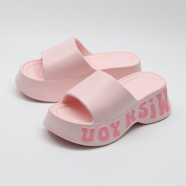 女性用厚底スリッパ