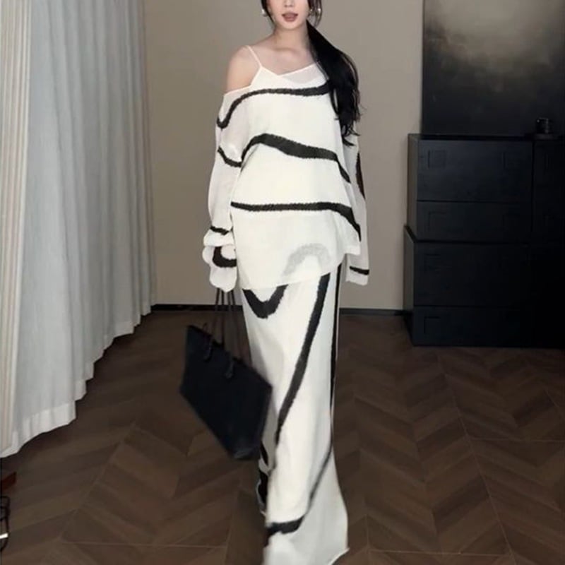 アメリカンスタイルのリラックスしたセクシーなレディース 2 ピース セット (春と秋): オフショルダーの長袖トップスとハイウエストのスリミングスカート