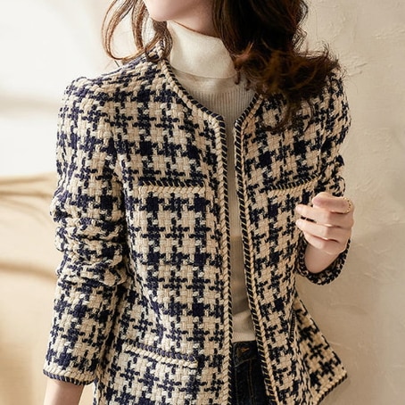 アウター ジャケット スーツ テーラードジャケット ショート丈 長袖 襟なし 前開き ポケット ツイード かわいい 大人可愛い きれいめ シンプル カジュアル 大人 上品 おしゃれ かっこいい