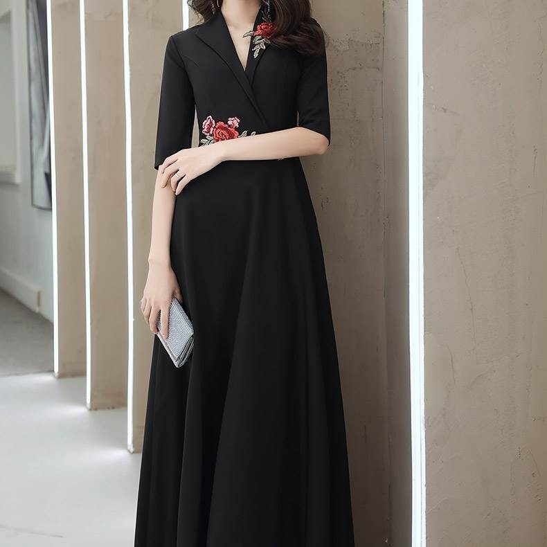 ロング ドレス パーティードレス 個性的 黒 袖あり 花柄 刺繍 ローズ 結婚式 二次会 お呼ばれ フォーマル 演奏会 ピアノ 発表会 ドレス 薔薇 バラ 大人 かっこいい スーツ風 カシュクール 半