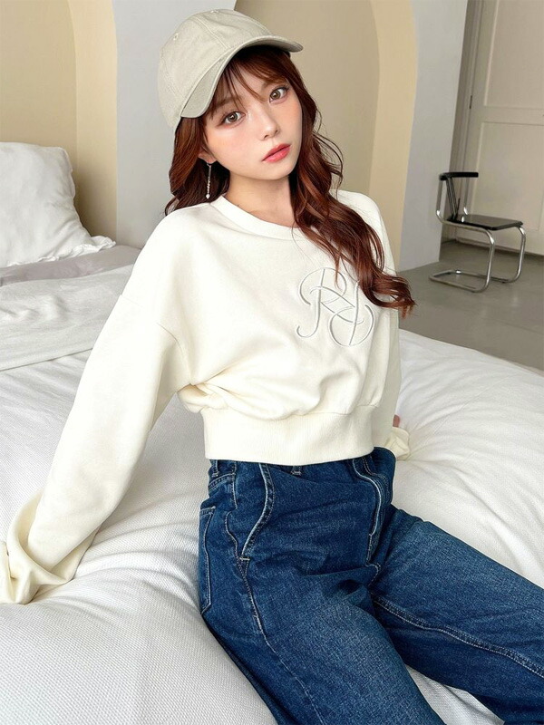 【在庫処分】トレーナー ブランド おしゃれ かわいい シンプル エンブロイダリーロゴスウェット オリジナルロゴ スウェット ロゴ刺繍 短め ショート丈 クロップド丈 ドロップショルダー