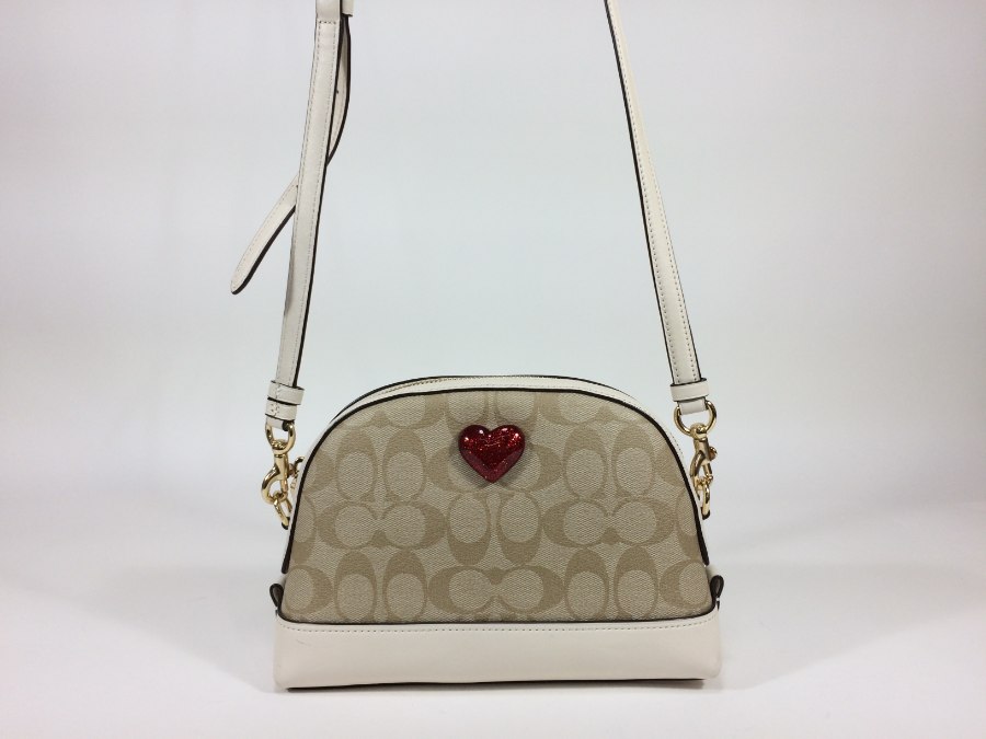 ショルダーバッグ シグネチャー PVCレザー ベージュホワイト 中古品