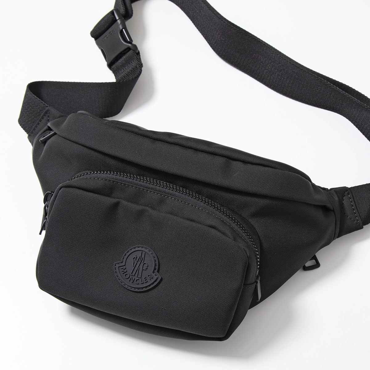 MONCLER モンクレール DURANCE デュランス ボディバッグ 5M00005 M3819 M4975 メンズ ベルトバッグ 撥水 アイコンロゴ 鞄 999