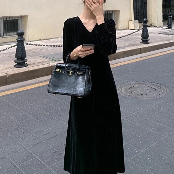 ロングワンピース 2024 春 新作 ブラック 着痩せ ワンピース 韓国 レディースファッション