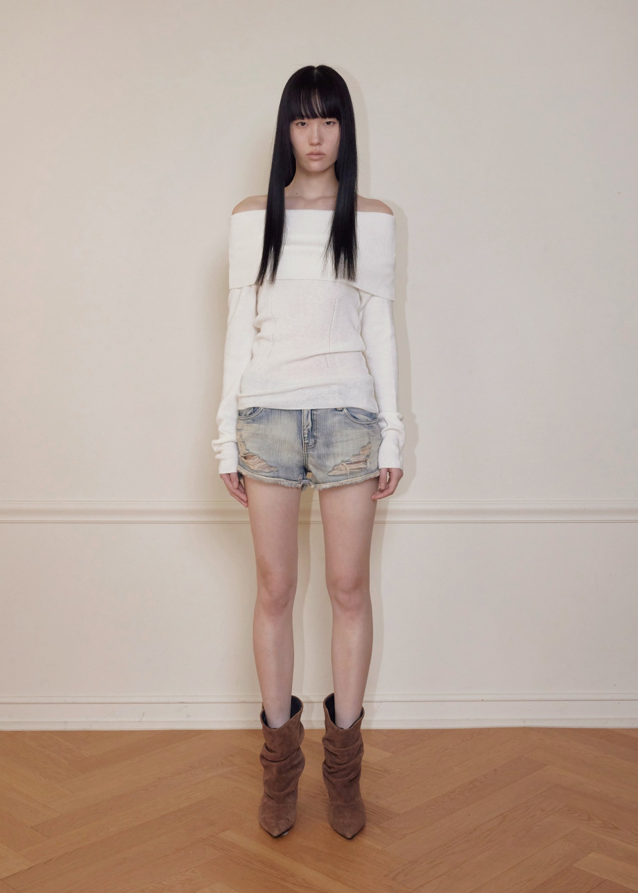 【bohemseo】 SILHOUETTE OPEN-SHOULDER KNIT, IVORY 正規品