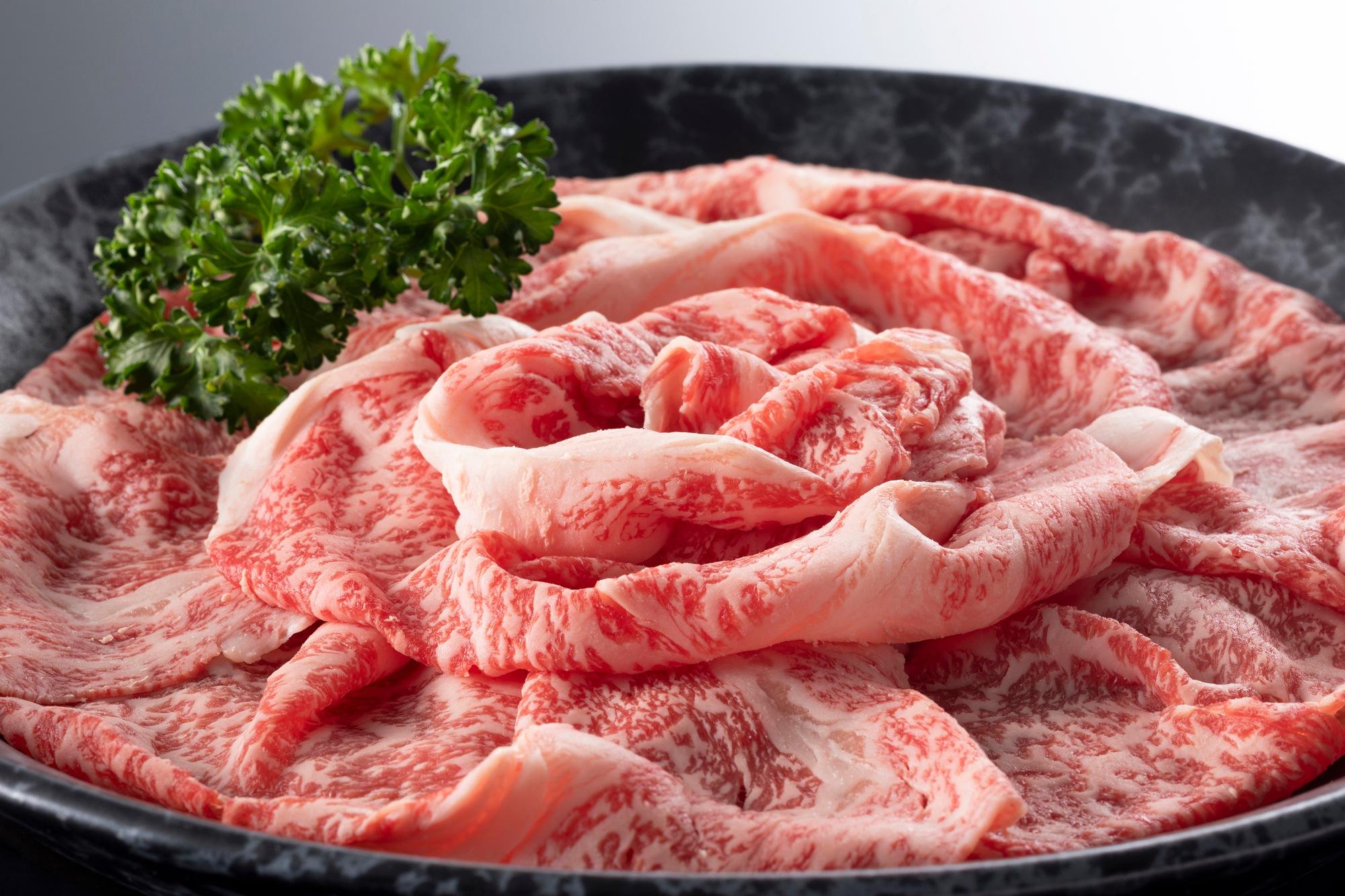 豪華1kg!黒毛和牛スライス【記念日や贈答用に!みんなで楽しむ九州産A4~A5】肉屋目線でいちばん無難なギフト用~作り置きなどレシピを選ばないスライス