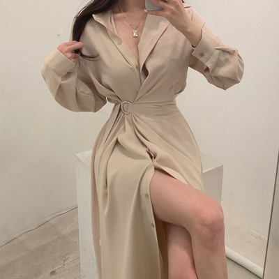 ワンピース シャツワンピース フレアワンピース ミモレ ミモレ丈 ロング ロング丈 袖あり 長袖 Vネック 襟付き ベルト ウエストマーク スリット 薄手 かわいい 大人可愛い きれいめ シンプル 5,621円