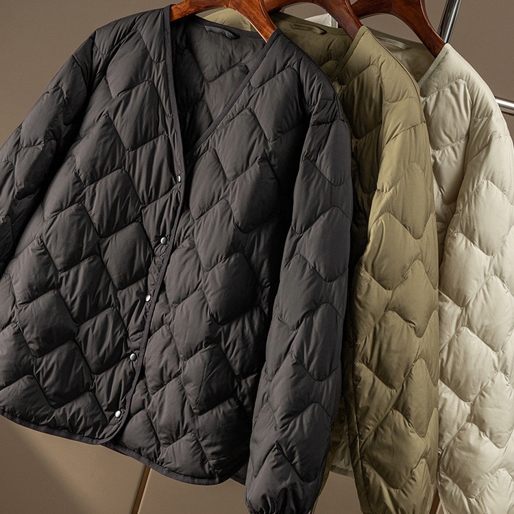 日本製90ホワイトダックダウンVネックプロファイル長袖シンプルダイヤモンドチェックゆったり汎用性の高い暖かい軽量ダウンジャケット