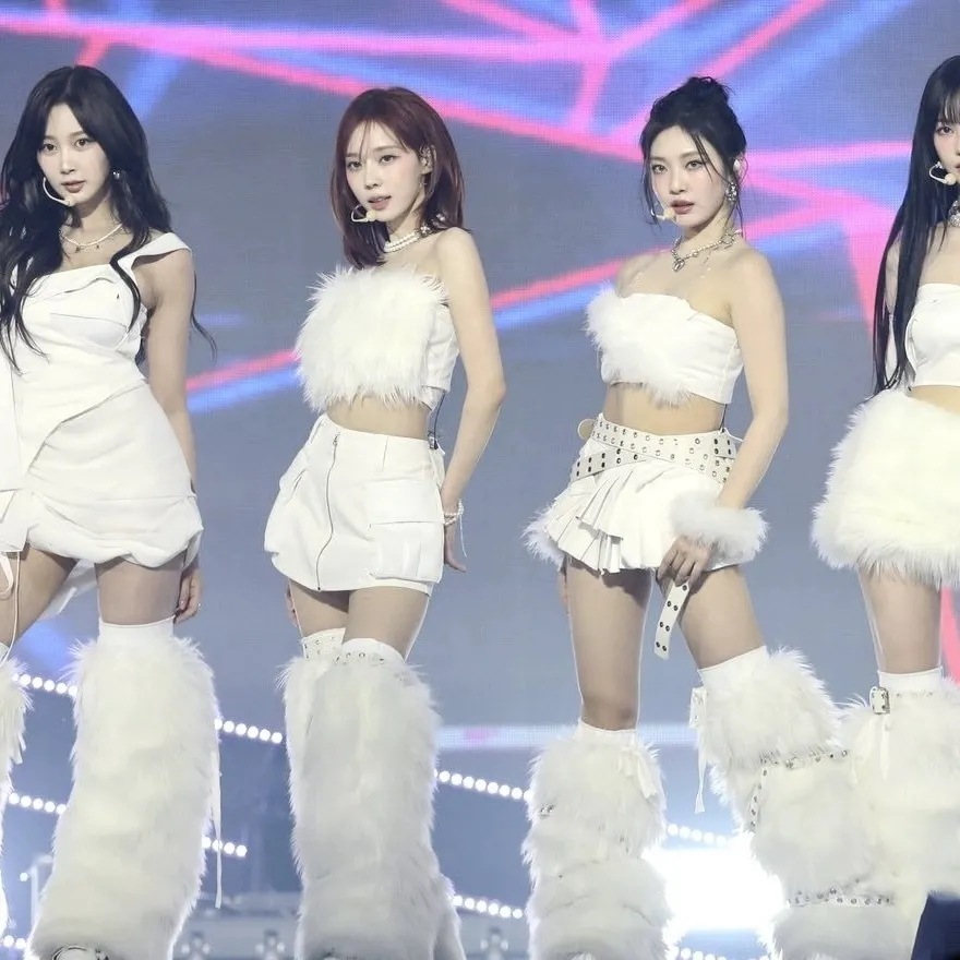 【WINTER 着用】演出服 チアガール 応援団 ダンス服 体操服 衣装 応援グッズ 舞台衣装 T シヤツ ジャズダンスで衣装 コート着