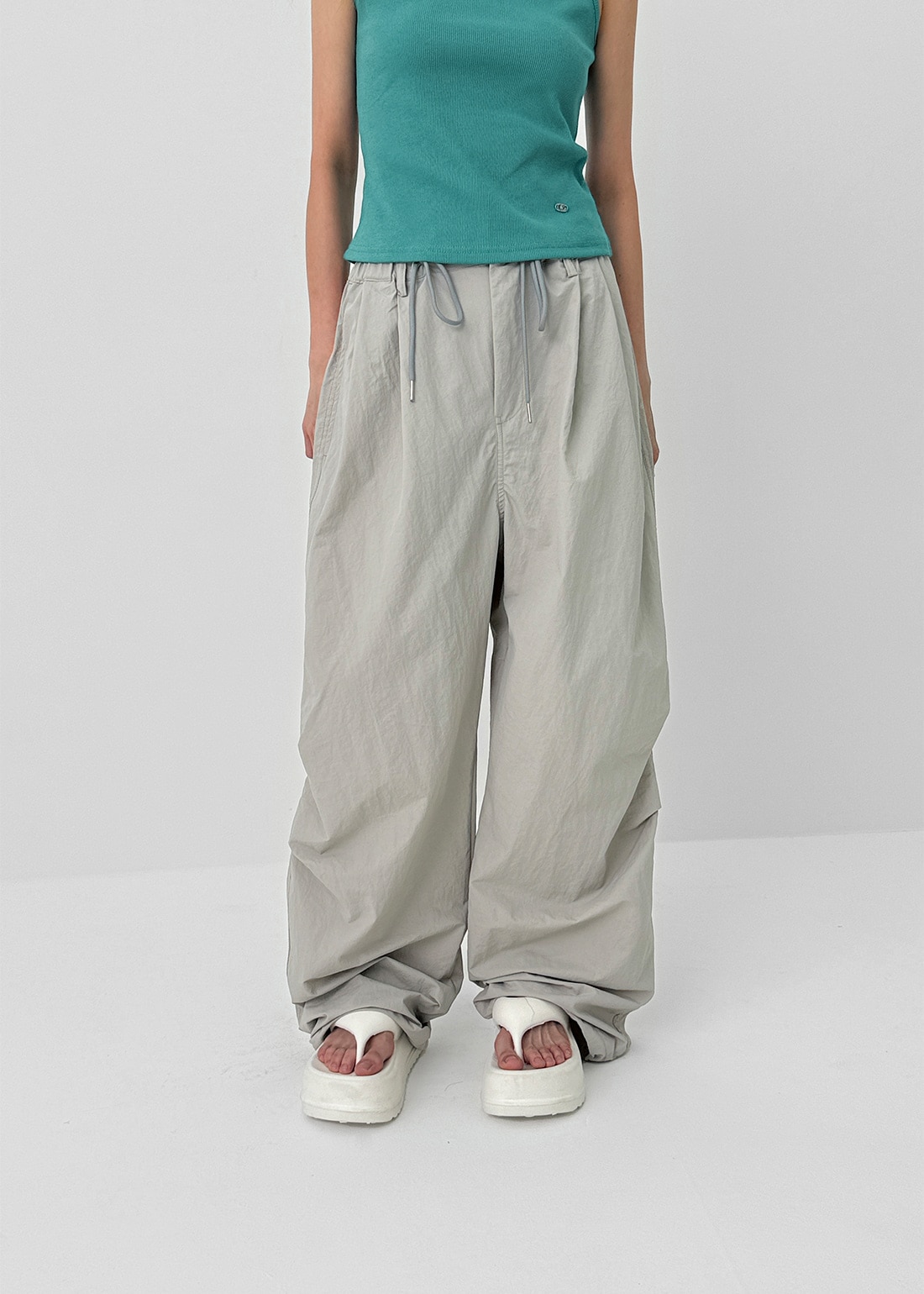 (UNISEX) ショーケンバンディングリベットストリングナイロンパンツ