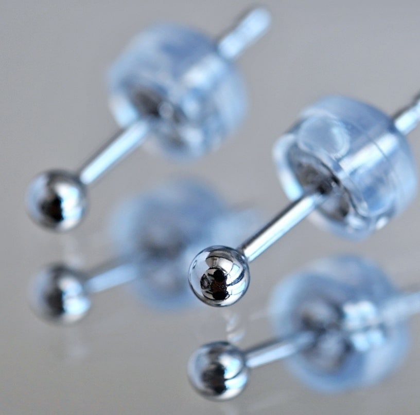 プラチナ900 2.5mmボールピアス ファーストピアス セカンドピアス Pt900 シルバー レデ