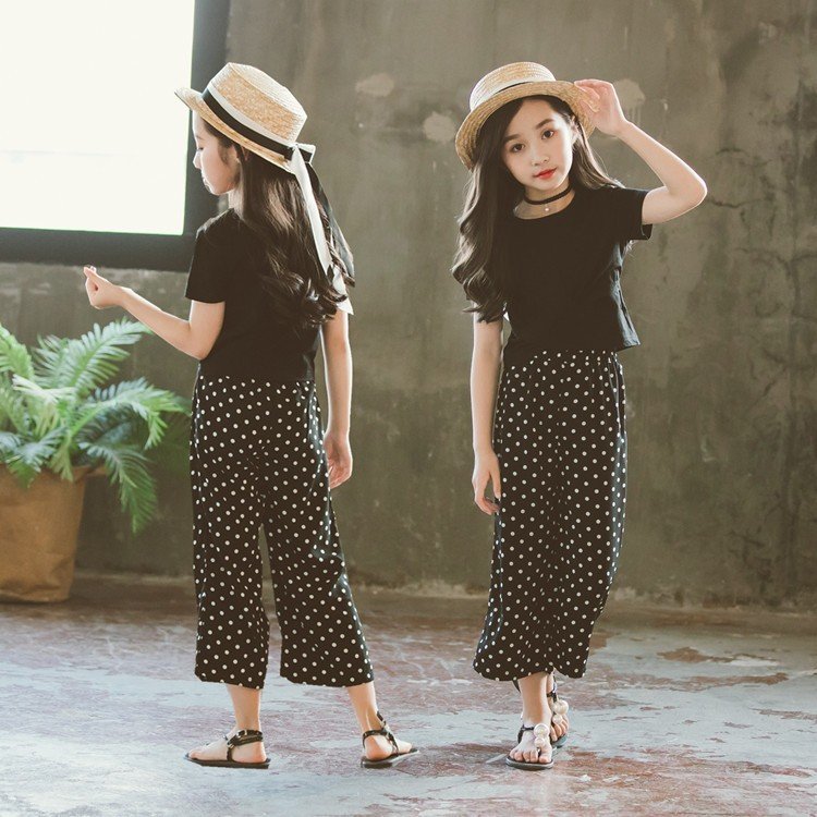 韓国子供服 ２点セット トップス+ガウチョパンツ Tシャツ 夏 水玉 半袖 七分丈パンツ 薄手 ズボ