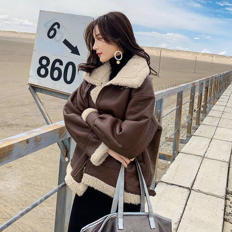 皮毛一体 皮ジャンパー 秋アウター 人気 ゆったり 秋ジャケット カジュアル ダウンジャケットラムズウール ジャケット 防寒 ジャンパーダウン混綿ジャケット 福袋