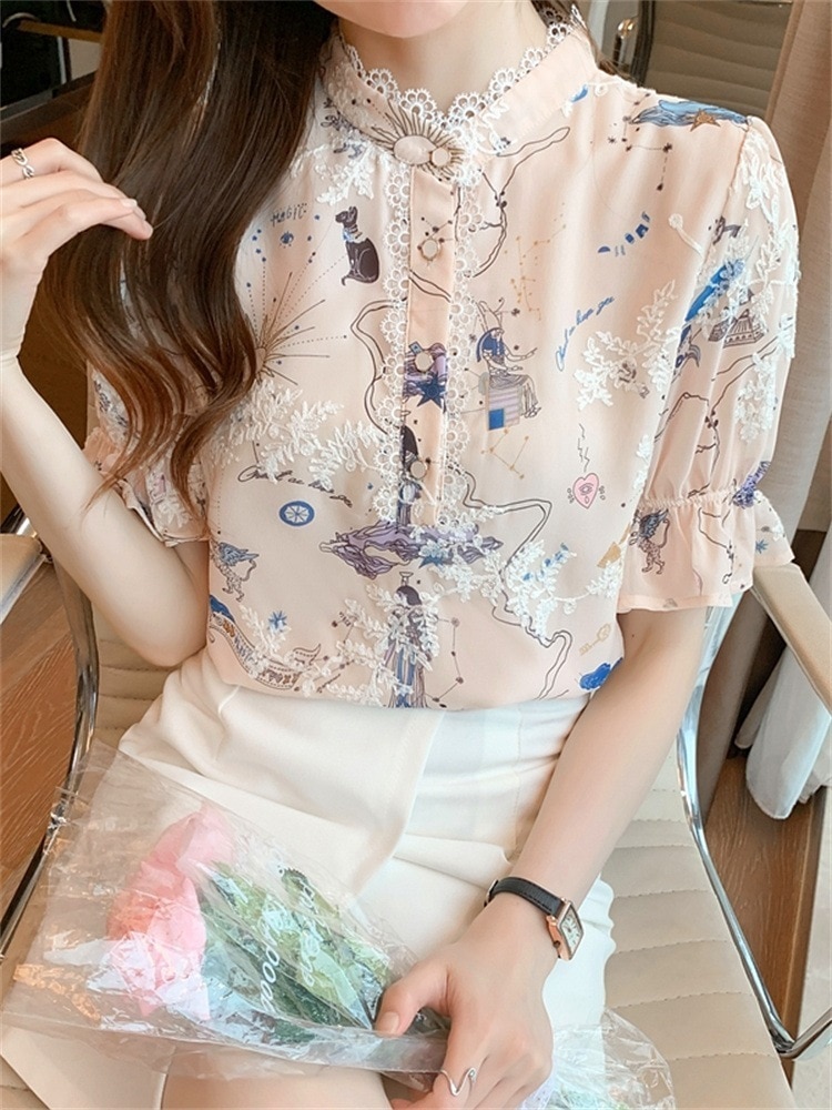 シャツ ブラウス レディース 半袖 襟付き リボン レース 刺繍 かわいい 大人可愛い きれいめ シンプル カジュアル 個性的 存在感 ガーリー プリント 夏 学生 イベント ピンク トップス