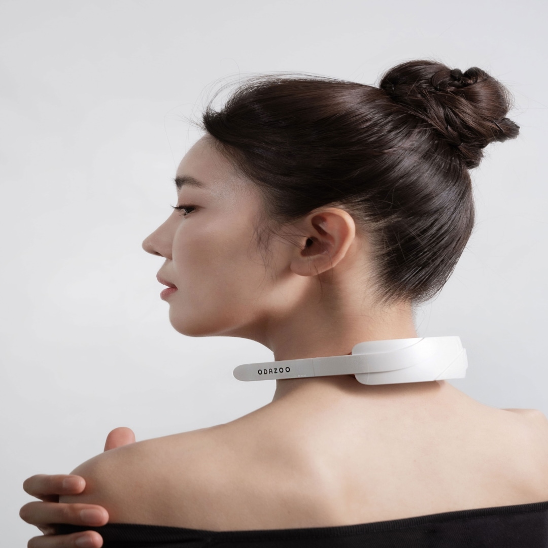 ODAZOO 携帯用 超軽量 EMS 低周波 ネックマッサージ器 発熱機能