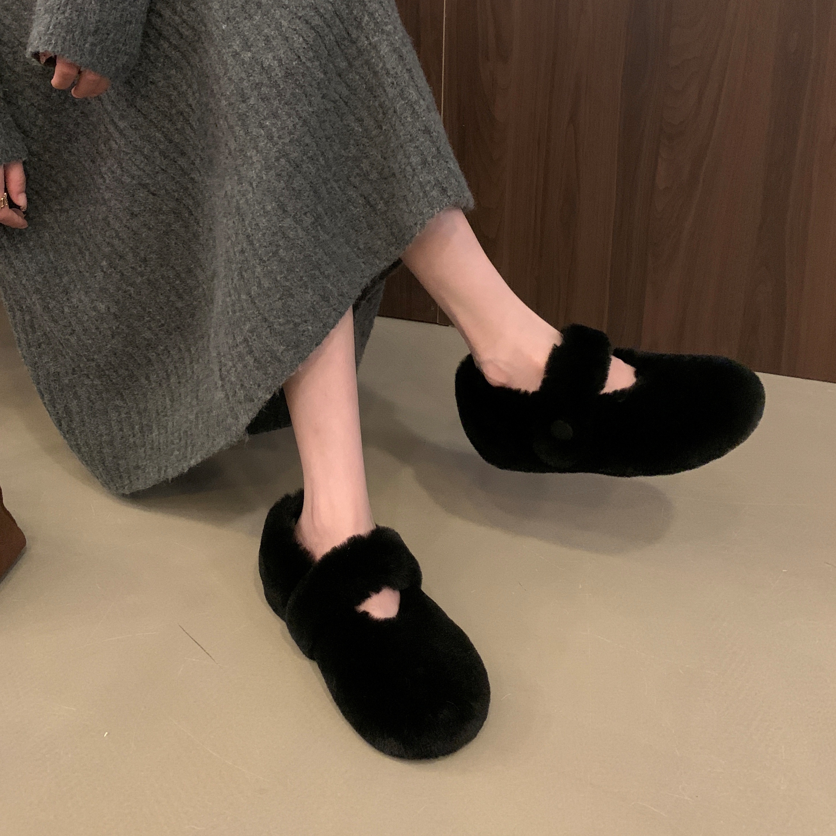 スリッパ レディーススリッパ ルームシューズ ルームスリッパ 滑り防止 滑り止め ファー もこもこ 暖かい 歩きやすい 痛くない 履きやすい かわいい 大人可愛い きれいめ シンプル カジュアル