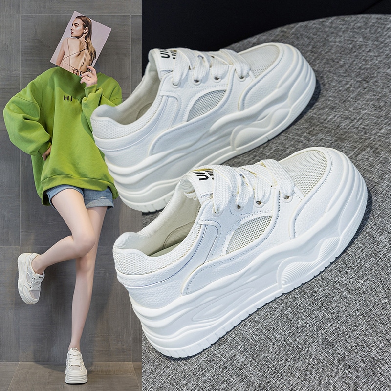 5521.com 2025年春夏新作 厚底牛革ホワイトシューズ レディース スポーツ レジャー クラシック 万能ボード 4,798円