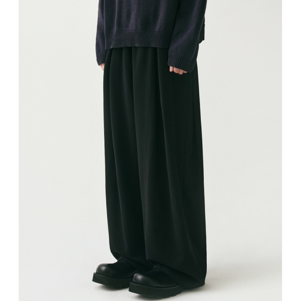 AVANDRESS ピンタックジャーパンツブラック