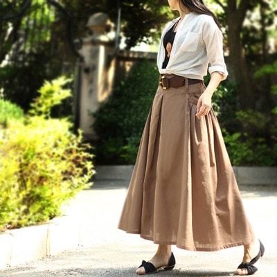 3276．フレアカジュアルボトムス(ライトブラウン) 2019春夏　マキシ丈　大人カジュアル　ロング丈　タックスカート　お出かけ お呼ばれ　女子会　普段使い