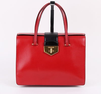 Pre-Owned レッドレザーゴールドトーン女性トートバッグB2725C 26428361 [U] 70,775円