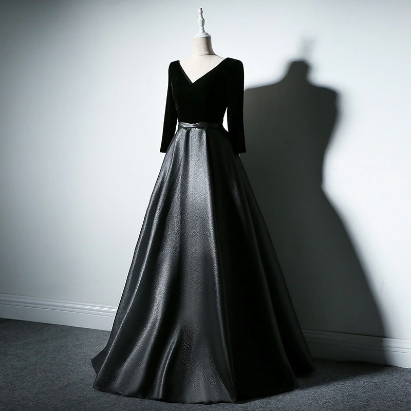 【2枚購入で 3oo円OFF】ブラックドレスバンケット2025長いエレガントなスリムホスト合唱団ロングスカート女性 4,643円
