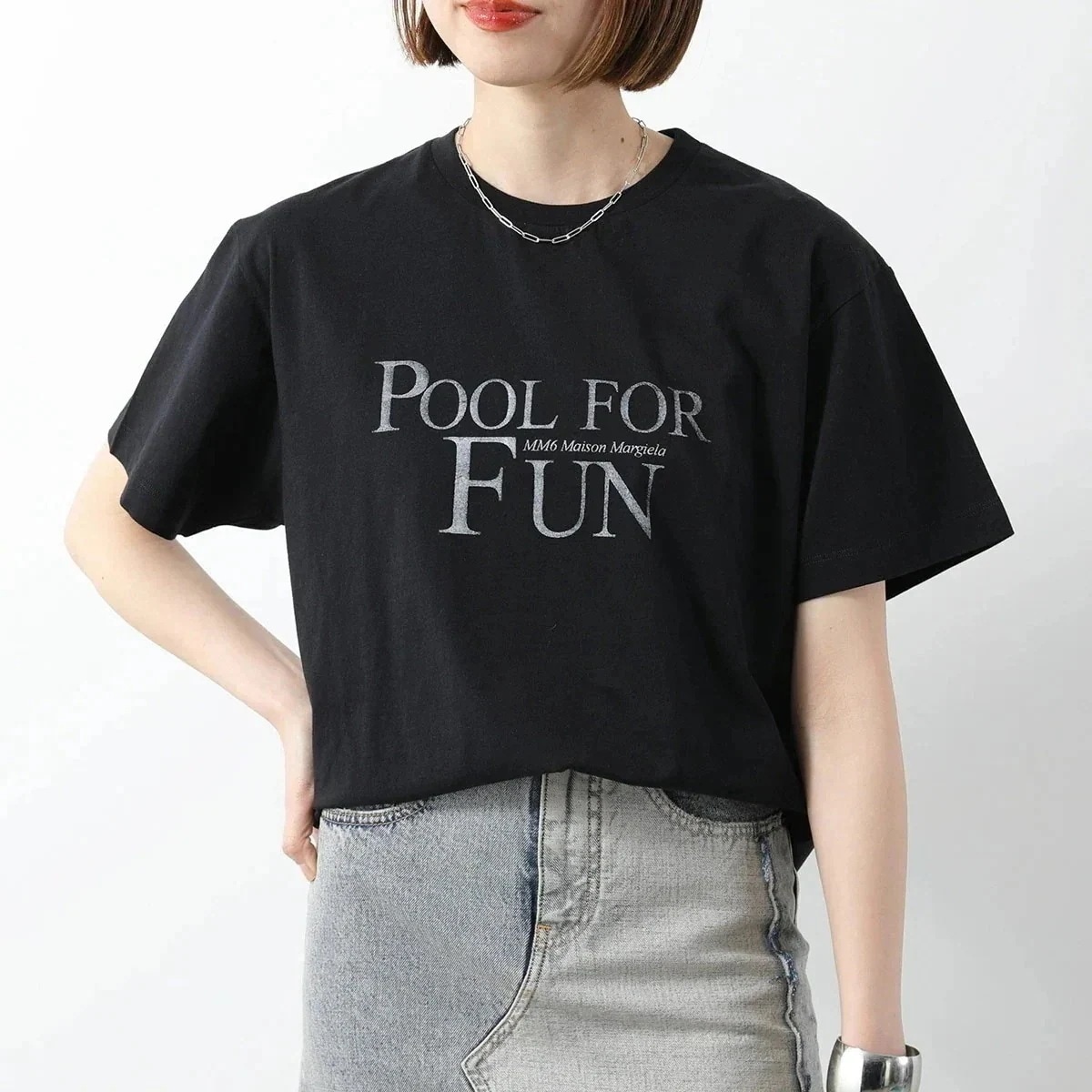 MM6 エムエムシックス メゾンマルジェラ Tシャツ SH0GC0044 S24312 レディース 半袖 カットソー クルーネック POOL FOR FUN ロ