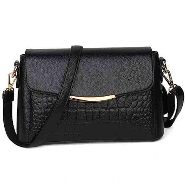 ショルダーバッグ レディース 夏 冬 秋 ナイロン 赤 斜めがけ 春 A4 レザー ミニ 軽量 40代 トートバッグ 大人 可愛い 帆布 小さめ 大きめ 革 バッグ 縦長 2ウェイ 大容量 カジュアル