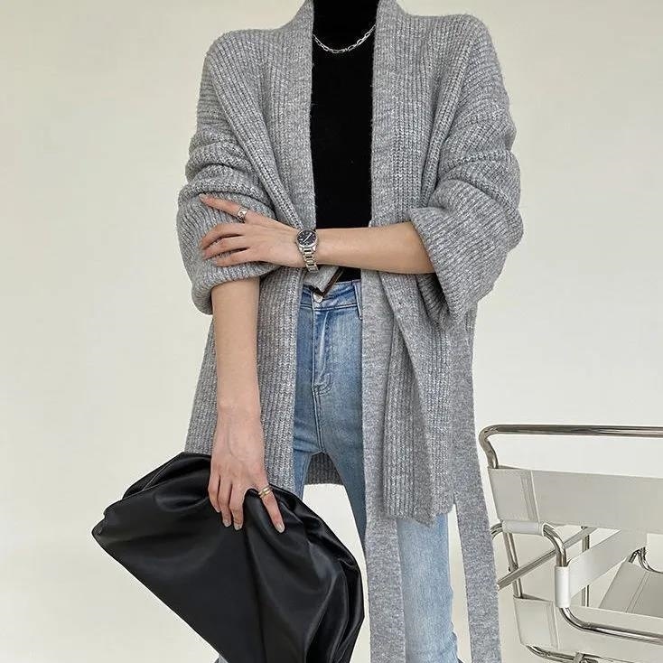 アウター コート ショートコート 長袖 Vネック 前開き ウエストベルト かわいい 大人可愛い きれいめ シンプル 上品 おしゃれ かっこいい カジュアル こなれ感 個性的 主役級 ルーズ 存在感