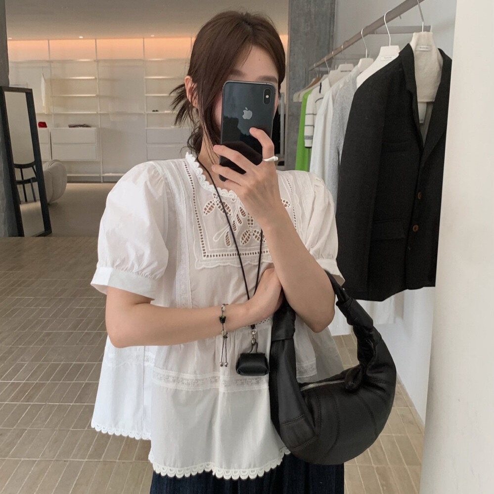 2026 夏の韓国スタイルのシンプルなスタイルカジュアル気質女性のための緩いレーススプライシング長袖シャツ R31007