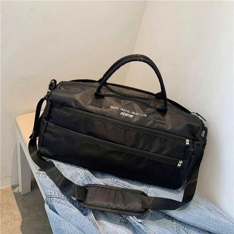 新作スポーツフィットネスバッグ女性用ヨガバッグ男性用小物バッグ軽量大容量の短距離用トラベルバッグをおすすめします