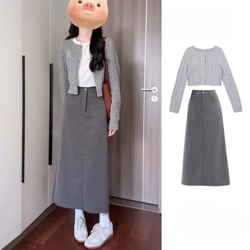 ハイエンドのカスタマイズ-秋の完全なセット女性 2024 新しいショートセーターカーディガンコートハイウエストスリムスカートスリーピーススーツ