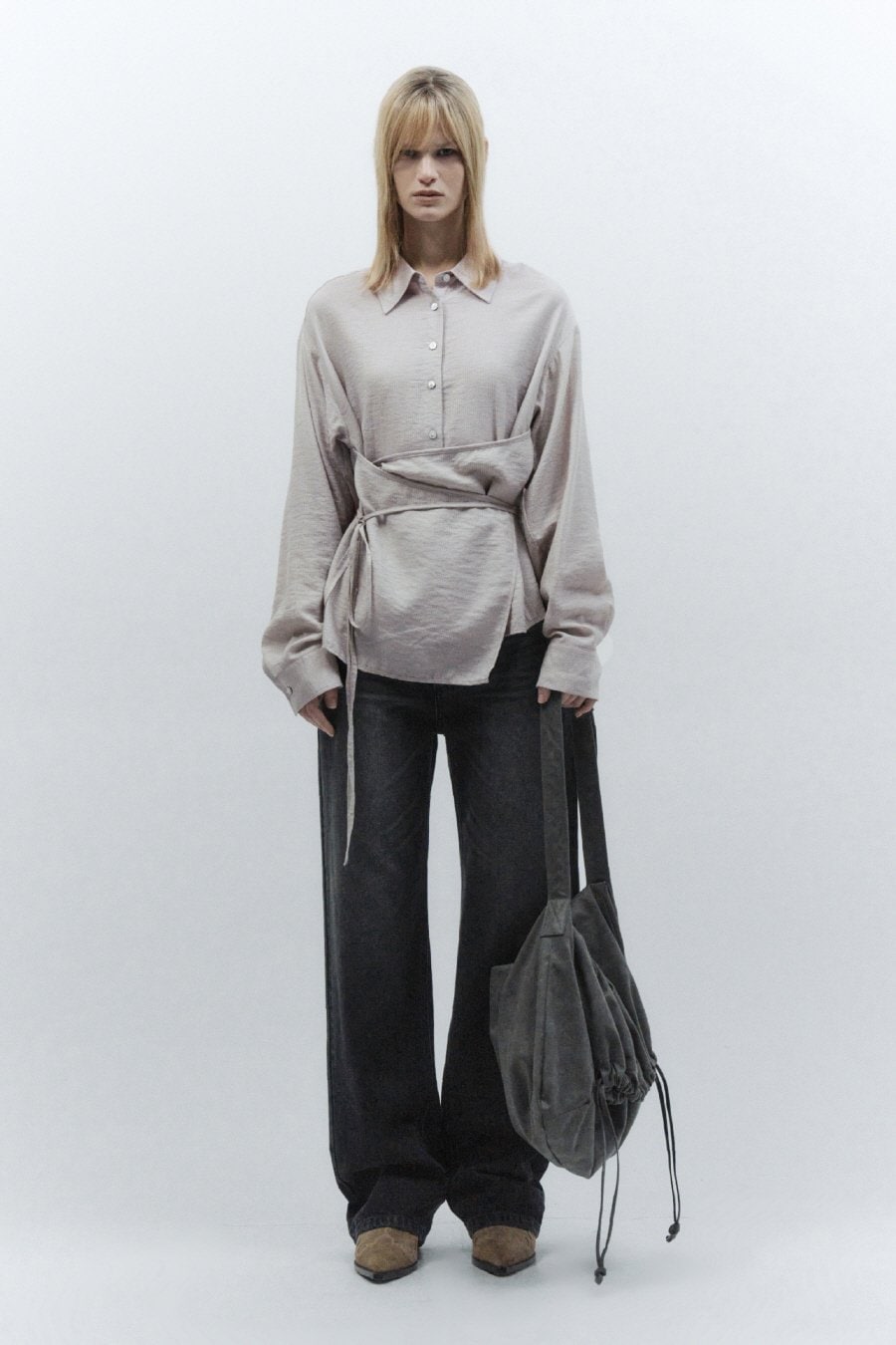 【INSILENCE】 SOFT WRAP SHIRT : LIGHT BEIGE