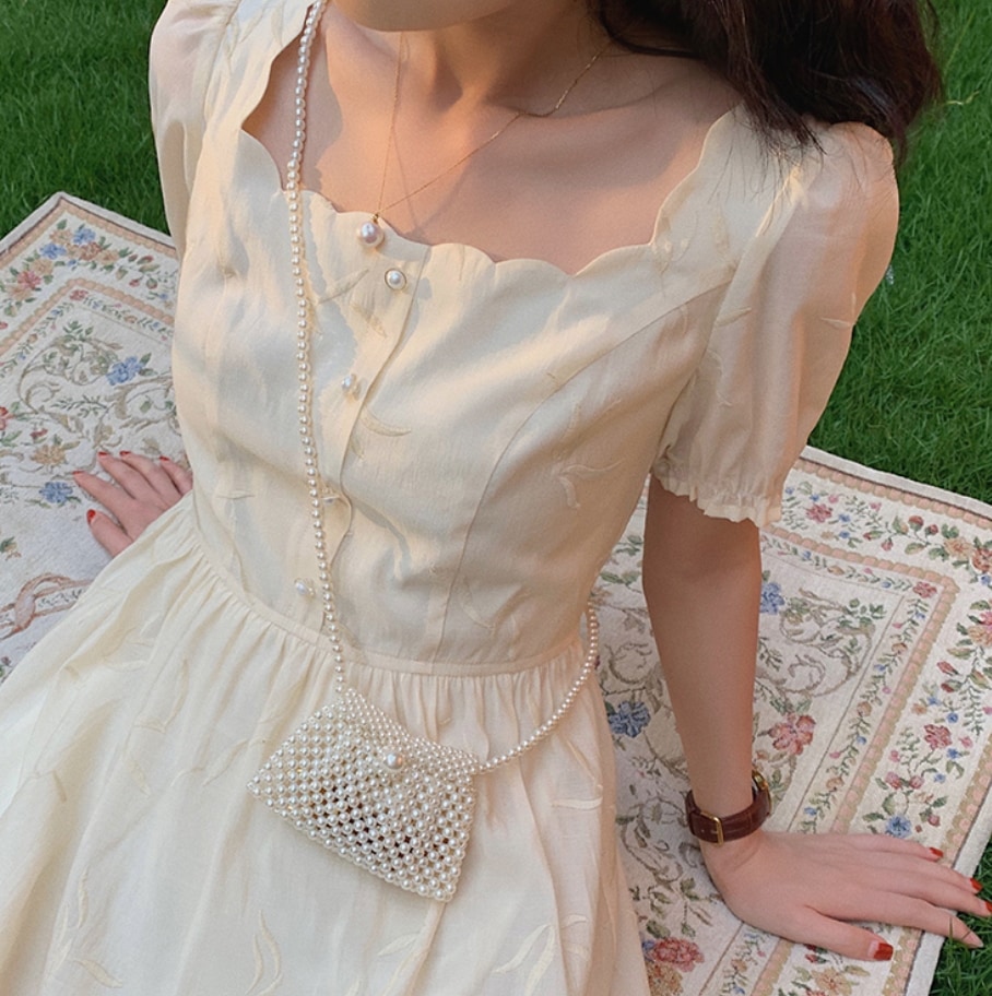 ワンピース 袖あり かわいい 大人可愛い きれいめ シンプル カジュアル 大人 上品 おしゃれ 半袖 ロング丈 パールボタン 春夏 フレア スクエアネック アプリコット ブラック 透け感 韓国 コーデ