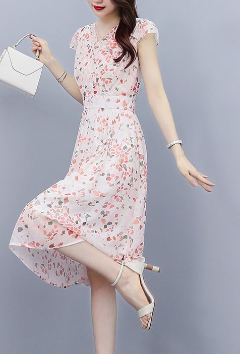 ワンピース ひざ丈ワンピ 半袖 シフォン 透け感 総柄 ワンピ 爽やか 爽やか レトロ 着痩せ トレンド デート服 モテ服 脚長効果 美脚 動きやすい 韓国 かわいい 可愛い リラックス きれいめ l