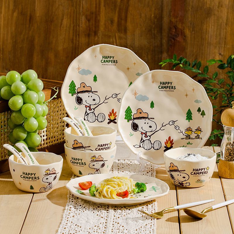 【急速出荷!】スヌーピー食器セット釉薬下彩電子レンジ加熱ギフトボックスは食器スプーン皿家庭用お土産をプレゼントします