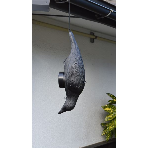センサー式 防鳥器具/害鳥対策用品 操作距離約810m 幅15.5cm 電源 音響調節 リモコン付き 簡単操作 叫ぶ！カラス