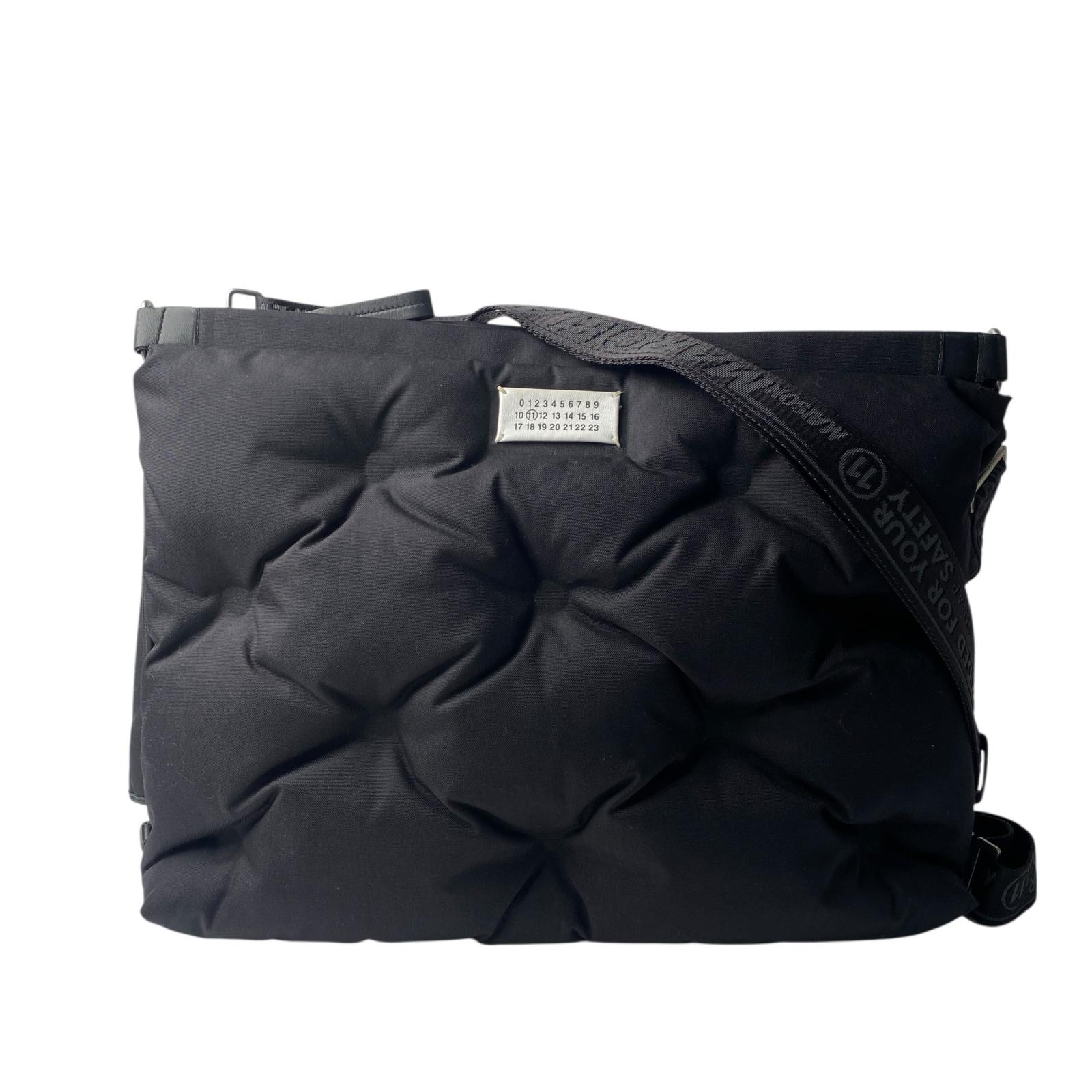 美品 メゾンマルジェラ MaisonMargiela 3way ショルダーバッグ リュック クラッチ S35WA0052 斜めがけ クロスボディ メンズ