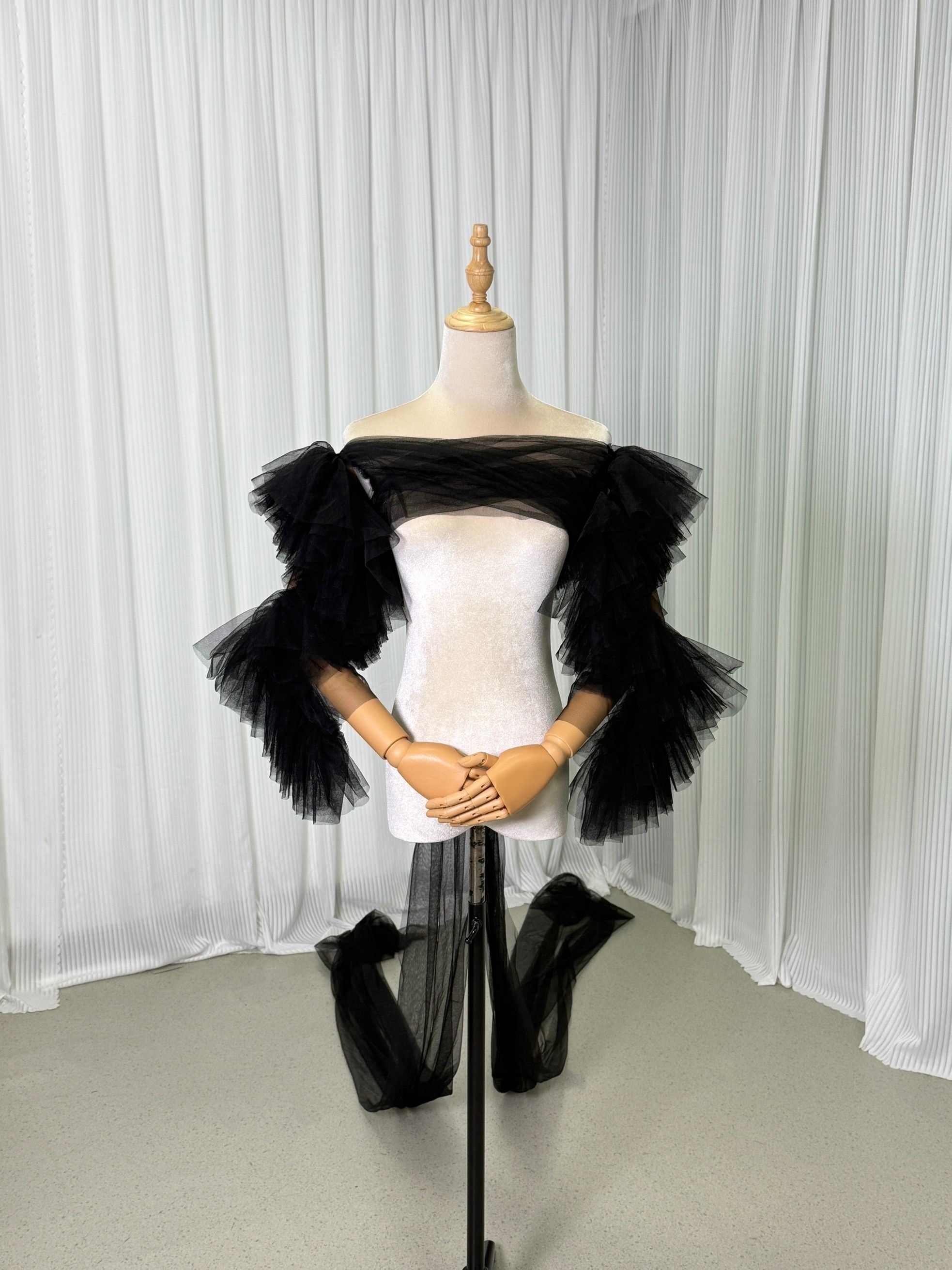 人気上昇！ ソフトチュール オフショルダー 華やかなトレーン 編み上げ トップス 花嫁 前撮り